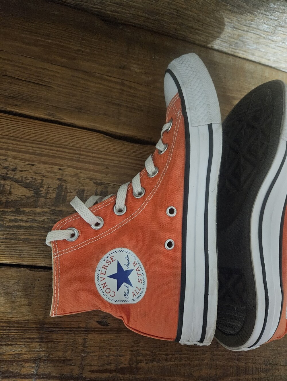 Dreamcicle Orange Canvas High-Top Converse Sneakers - Mens 5 / Womens 7 - Picture 4 of 8